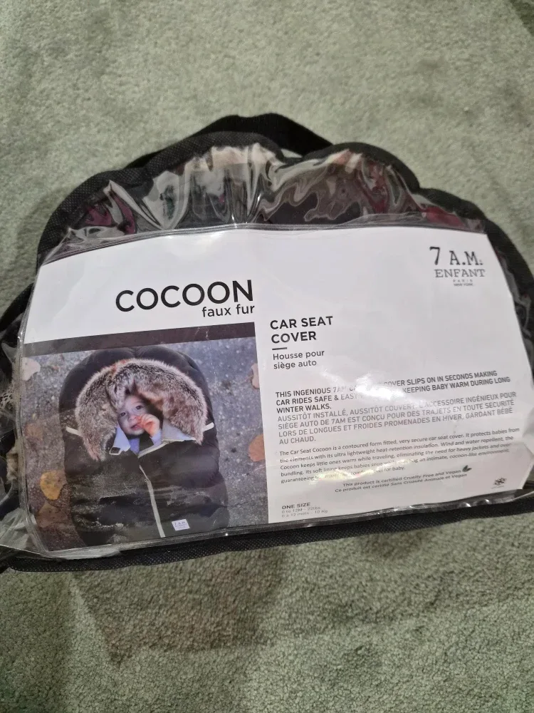 7 A.M. Enfant Cocoon Faux Fur Car Seat Cover