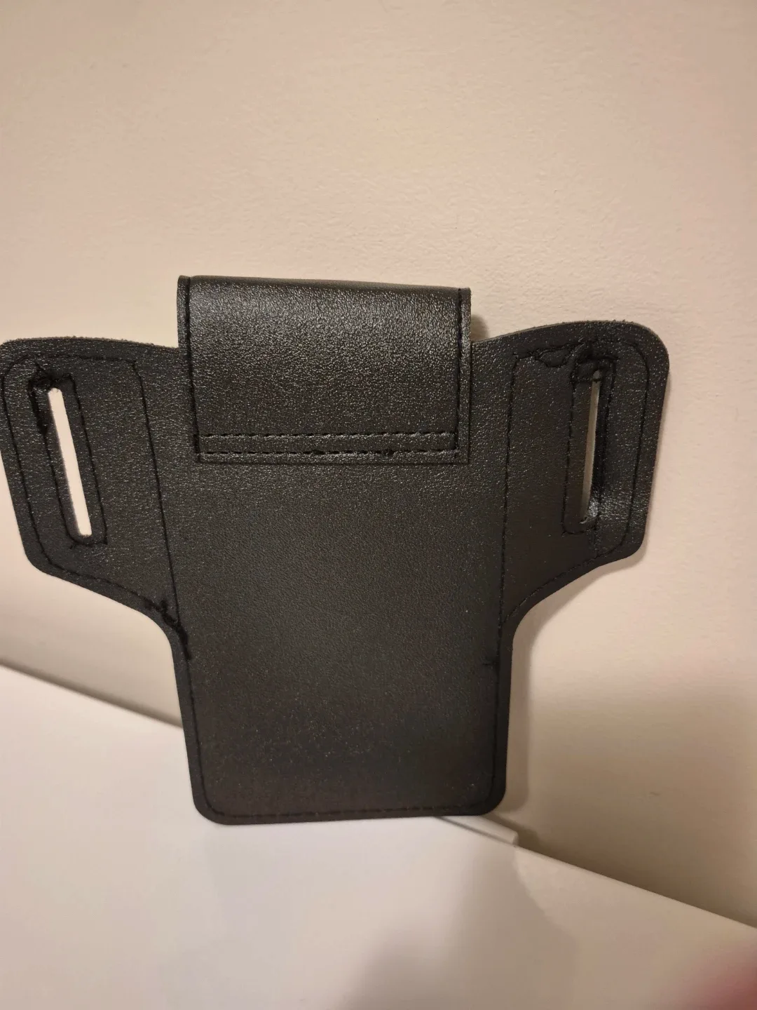 Polo Dinuo Black Leather Phone Holster #Cleanout image indicator(7)