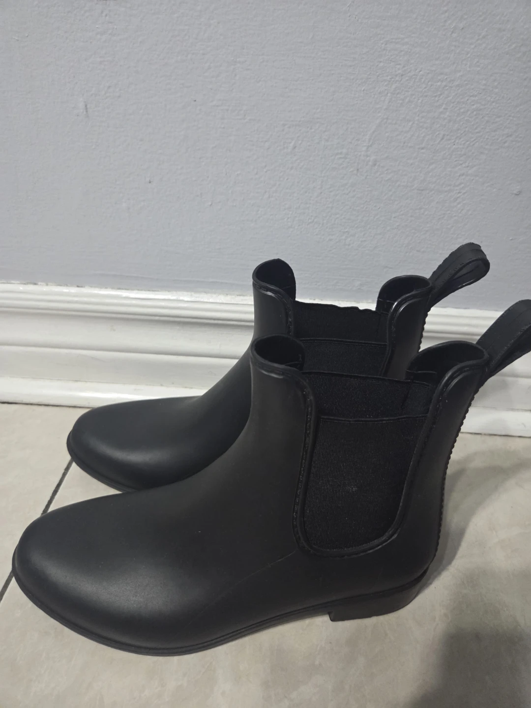 Storms Women's Black Chelsea Rain Boots Size 6