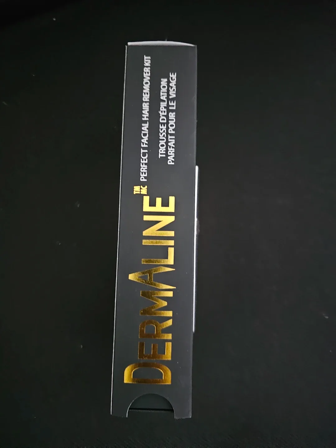 DERMALINE Facial Hair Remover Kit image indicator(4)