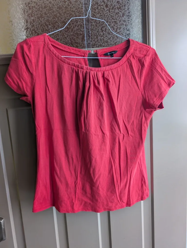 Womens sz XL shirts $4 each