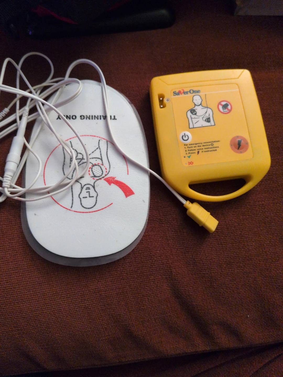 SaVer One AED trainer - photo 3