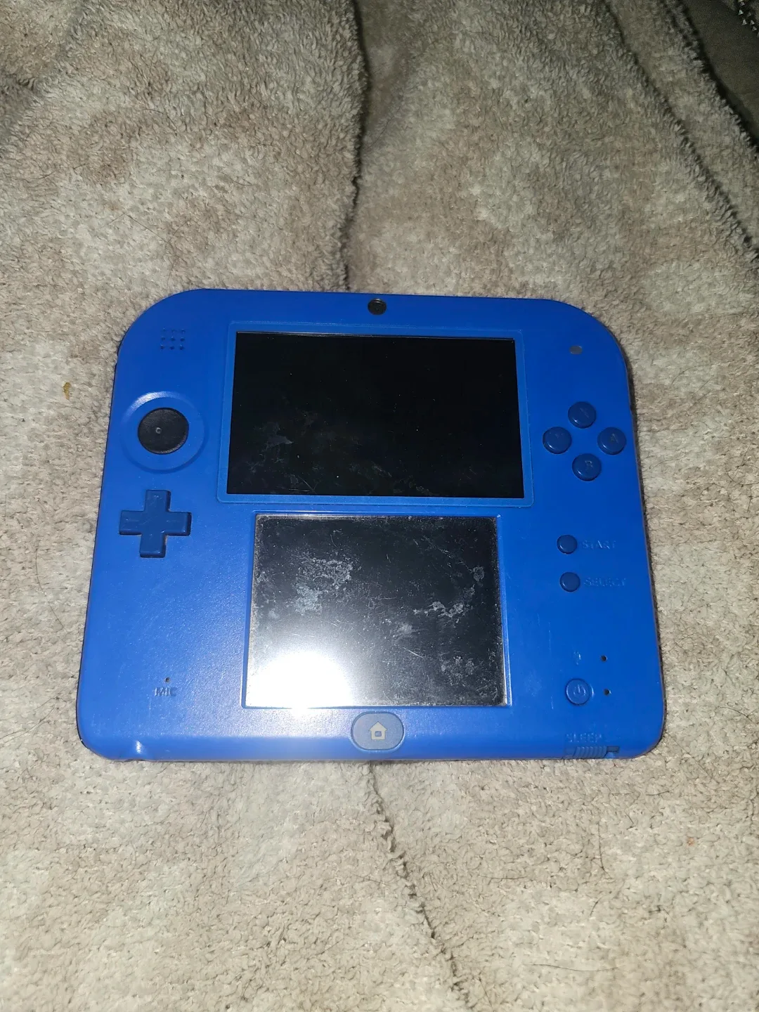Nintendo 2DS handheld console - Blue image indicator(2)