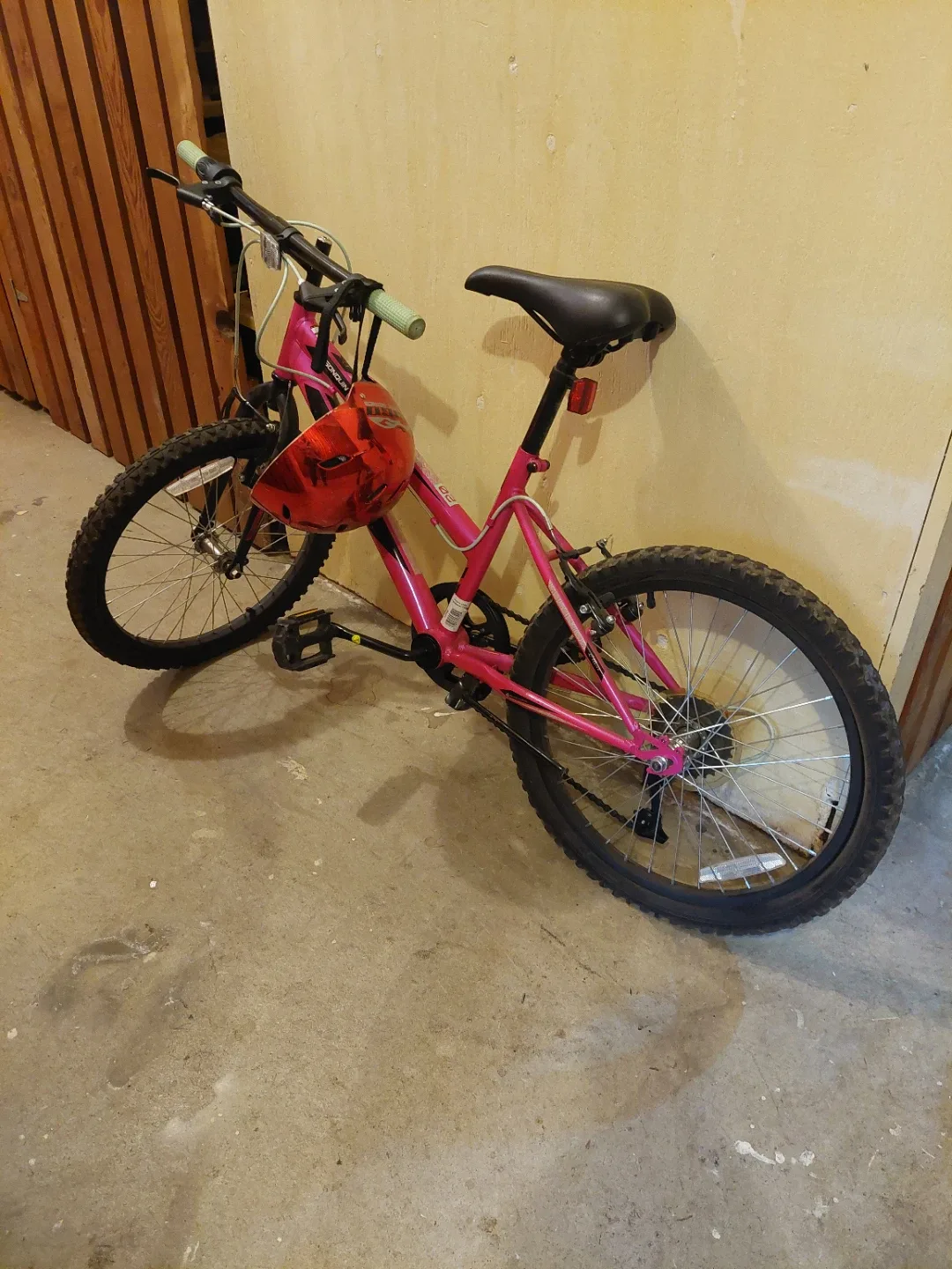 Pink Movelo Kids' Bike with Helmet