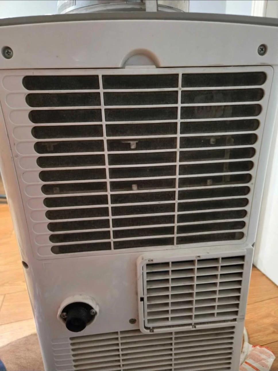 Comfee Portable Air Conditioner MPPH-06CRN1-B10 - photo 3