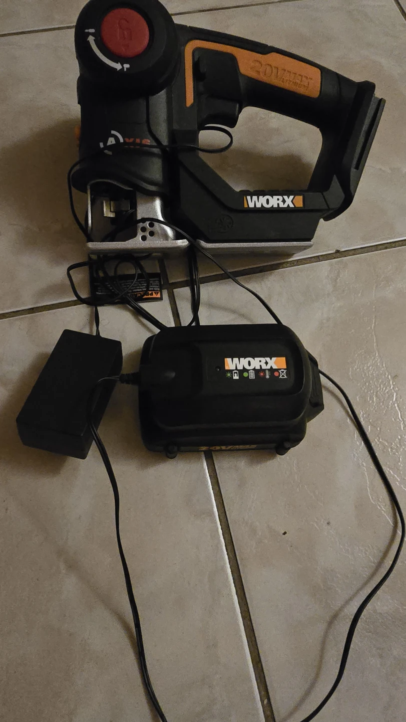 Worx 20V Max Jigsaw with Battery and Charger #cleanout