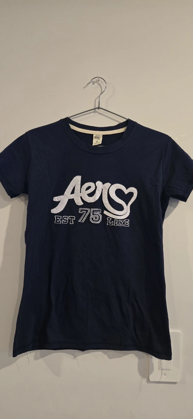 Aeropostale T-Shirts - Size M