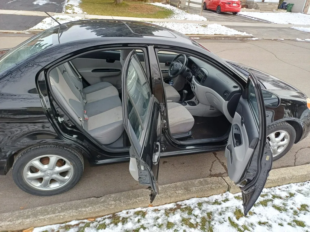 2010 Hyundai Accent sedan 1.6liter image indicator(3)