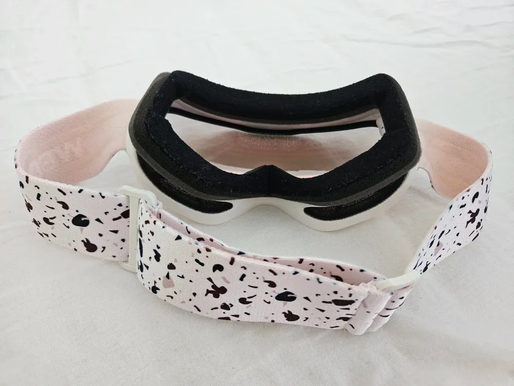 White and pink Snow Goggles - Size S #Cleanout image indicator(2)