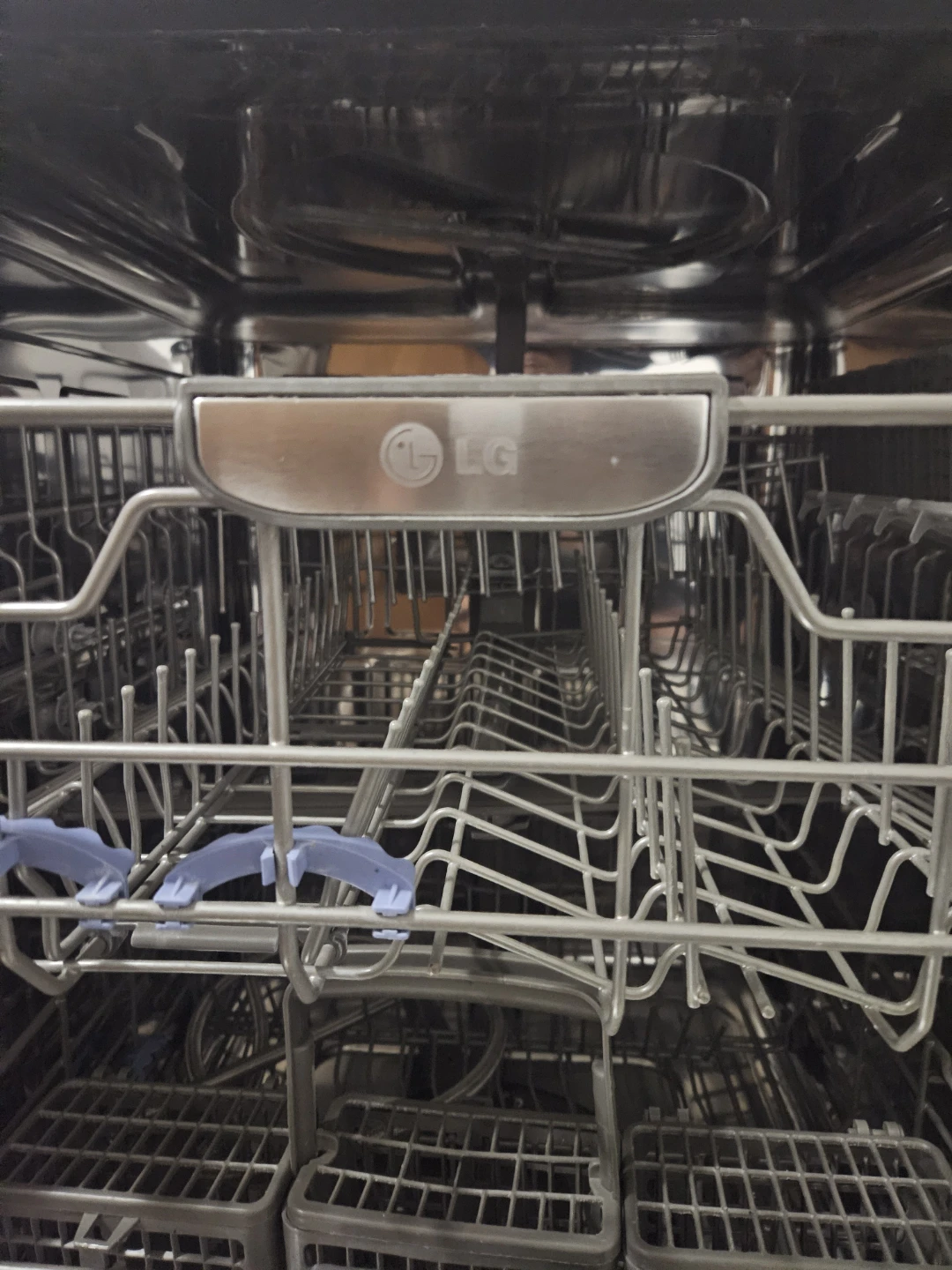 LG Dishwasher - Gently Used - photo 4