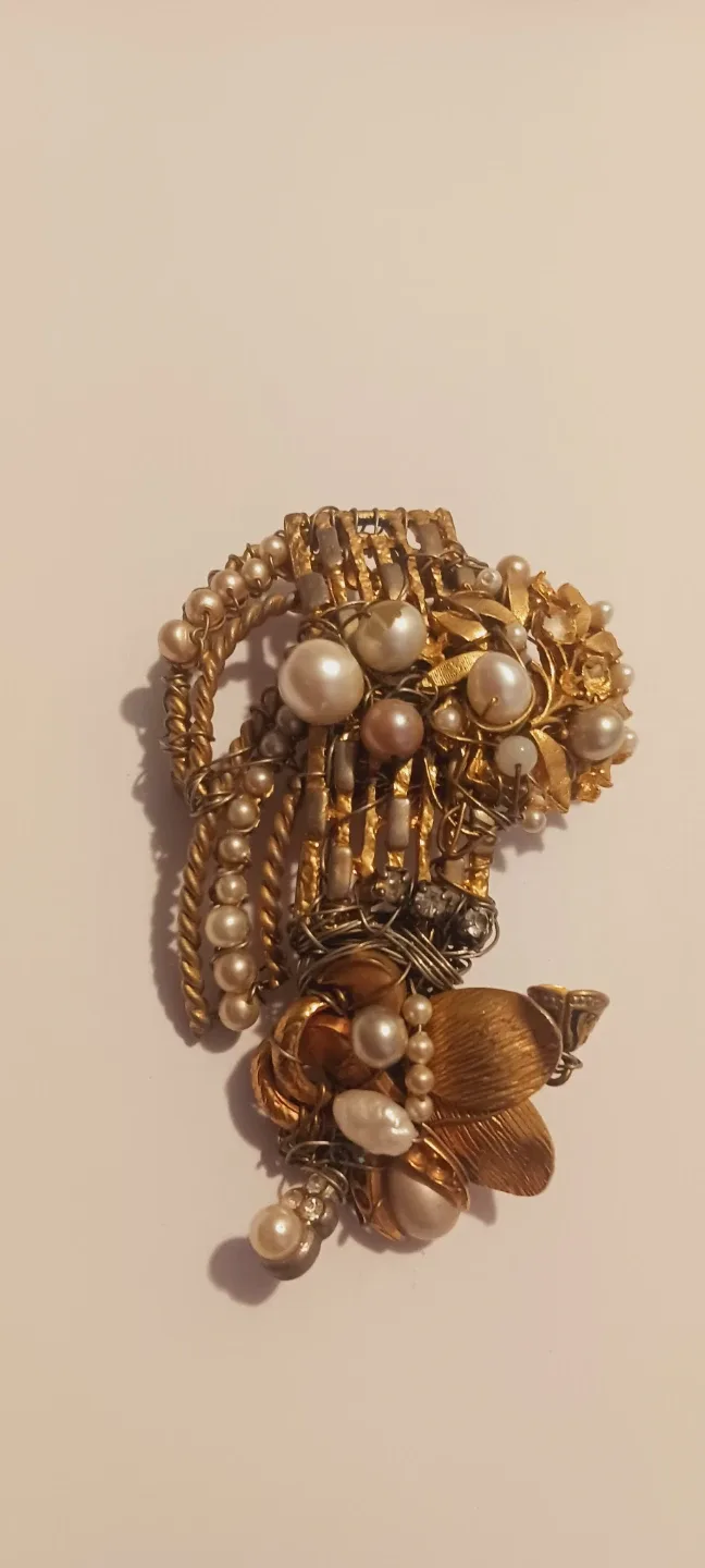 Gorgeous Signed Old Vintage Pearl Brooch