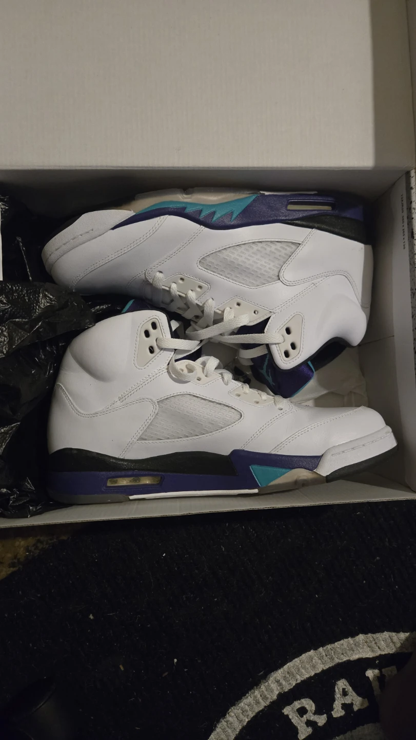 Air Jordan 5 Retro Alternate Grape 2013 - photo 2