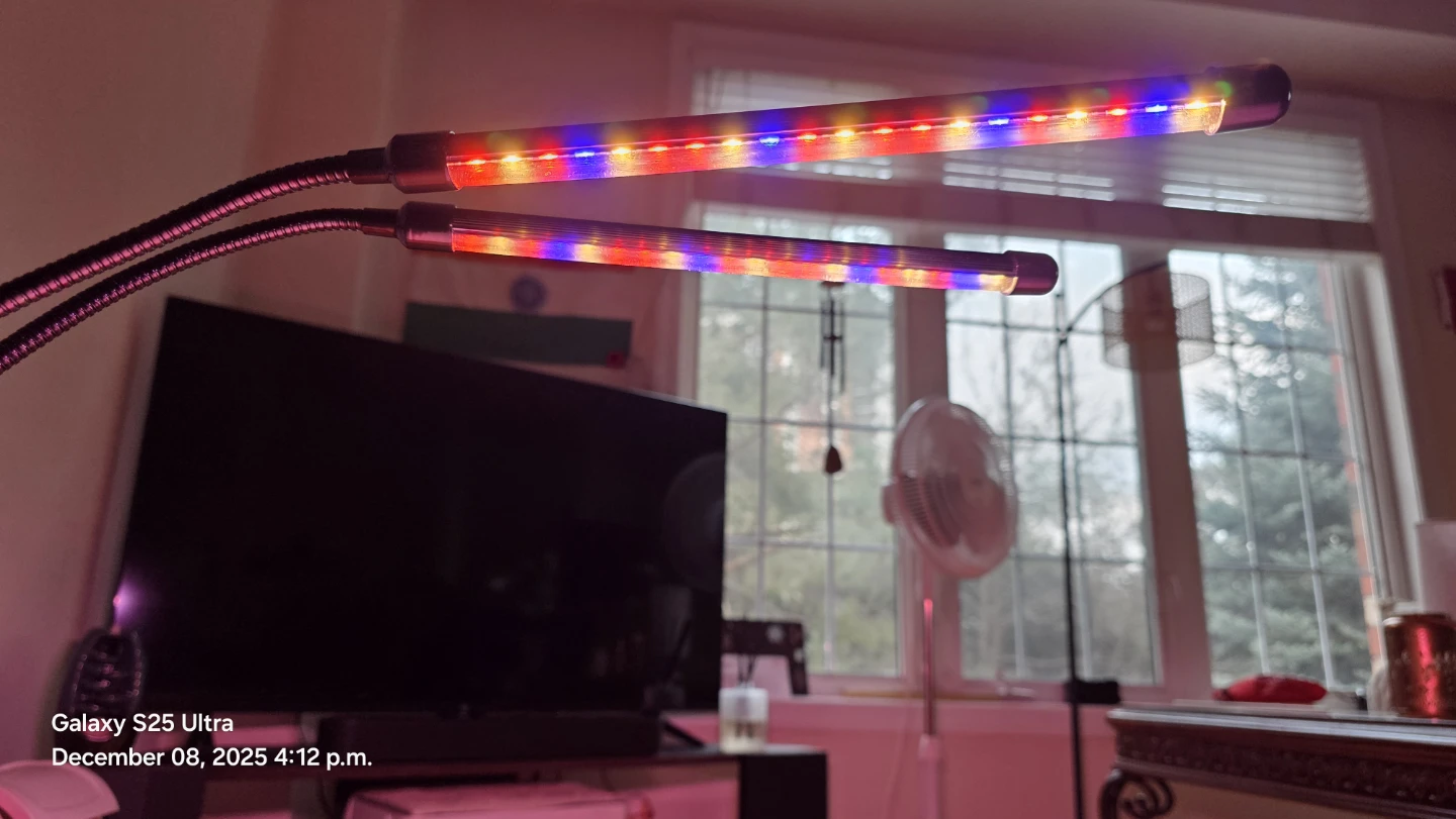 Full Spectrum Clip Plant Grow Light - photo 4