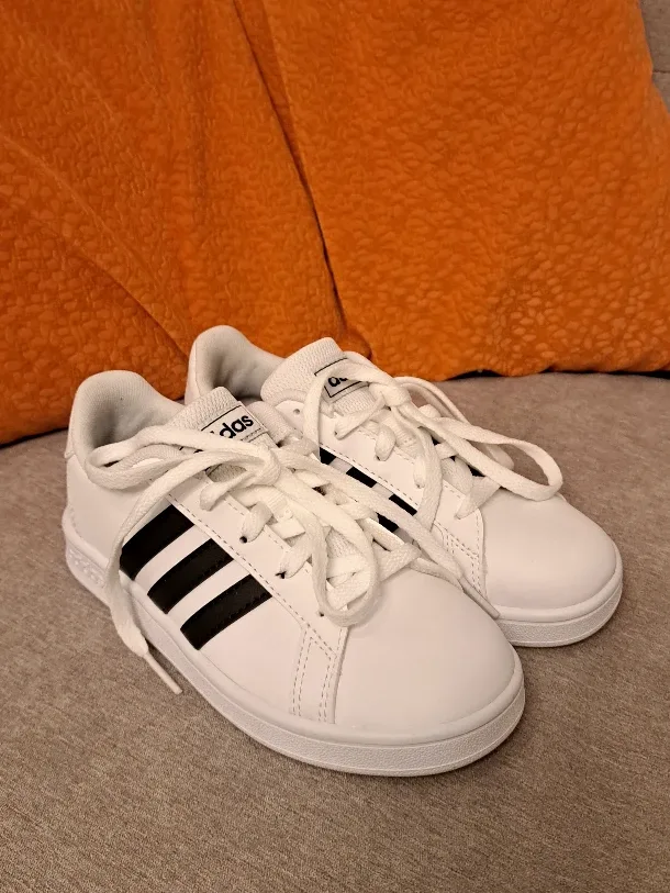 👟 brAnD nEW 👟 Adidas Grand Court K #CleanOut