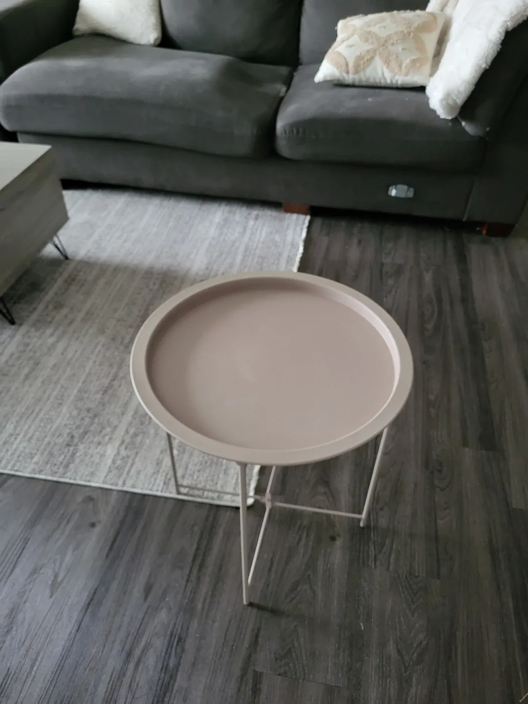 Round Side Table - Pink