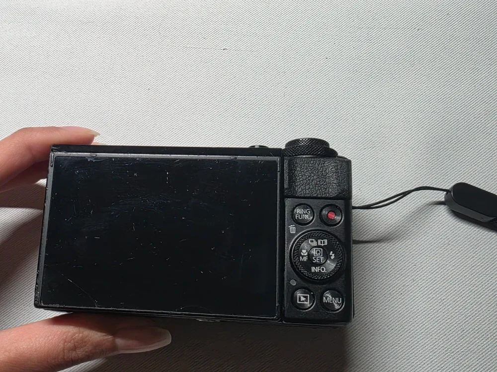 Canon PowerShot G7X Mark II Digital Camera image indicator(4)