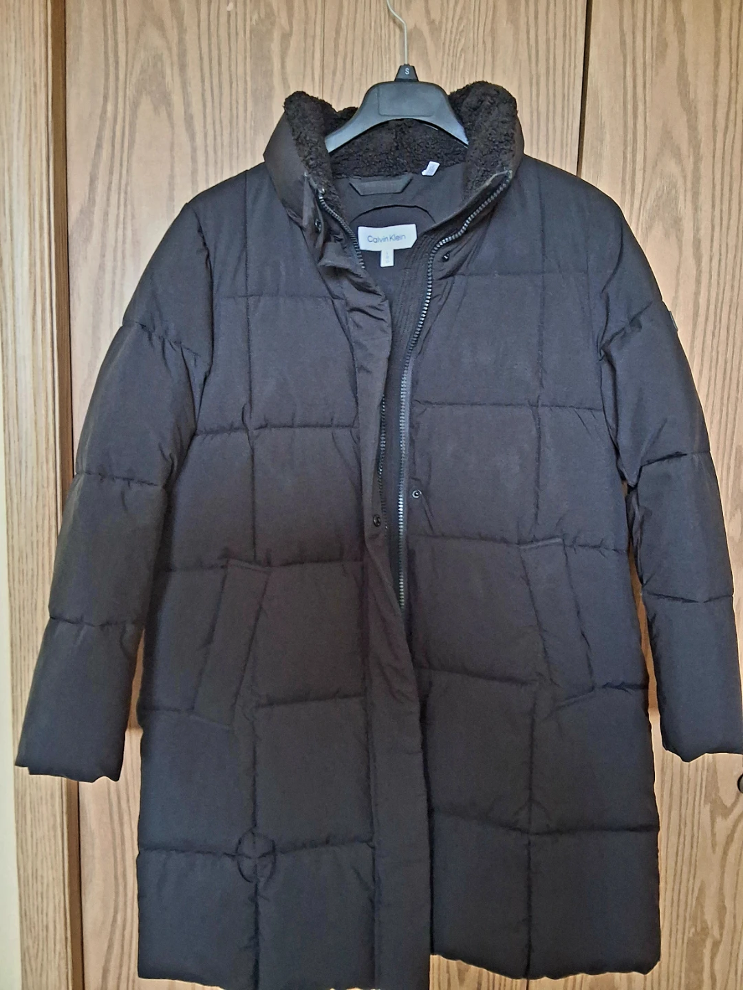 Calvin Klein Women's Black Puffer Coat - Size L