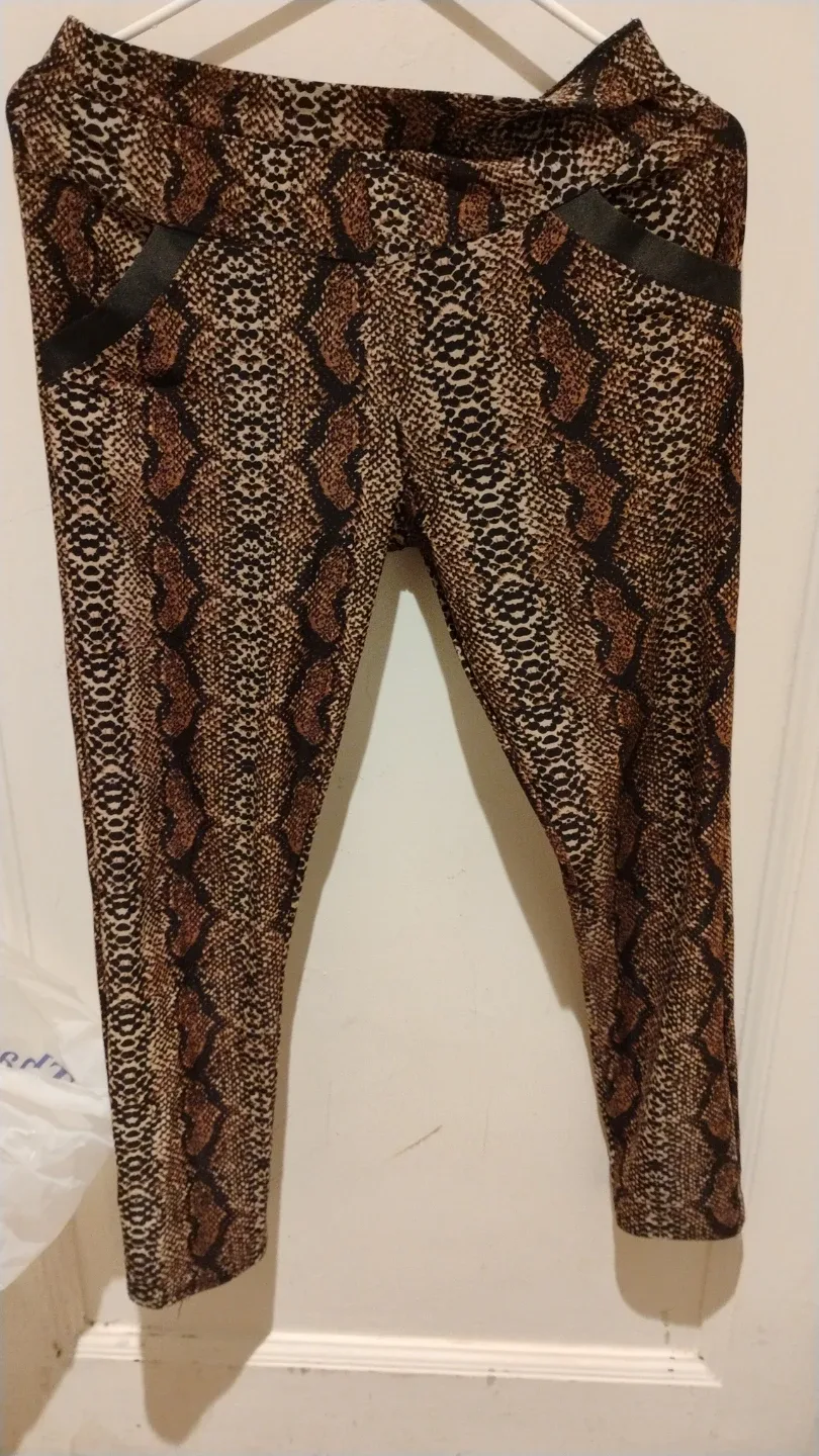 Snakeskin Print Leggings