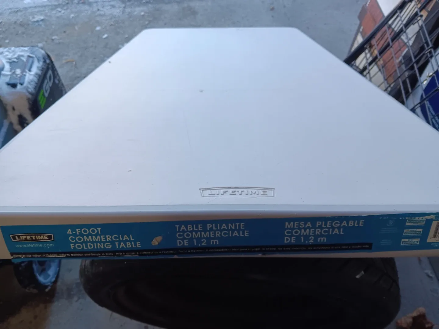 Lifetime 4-Foot Commercial Folding Table #cleanout