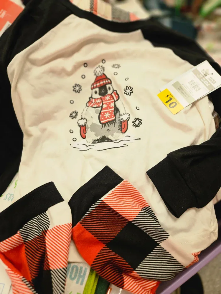 NEW Pajama Set - Size 4 or 18M image indicator(3)