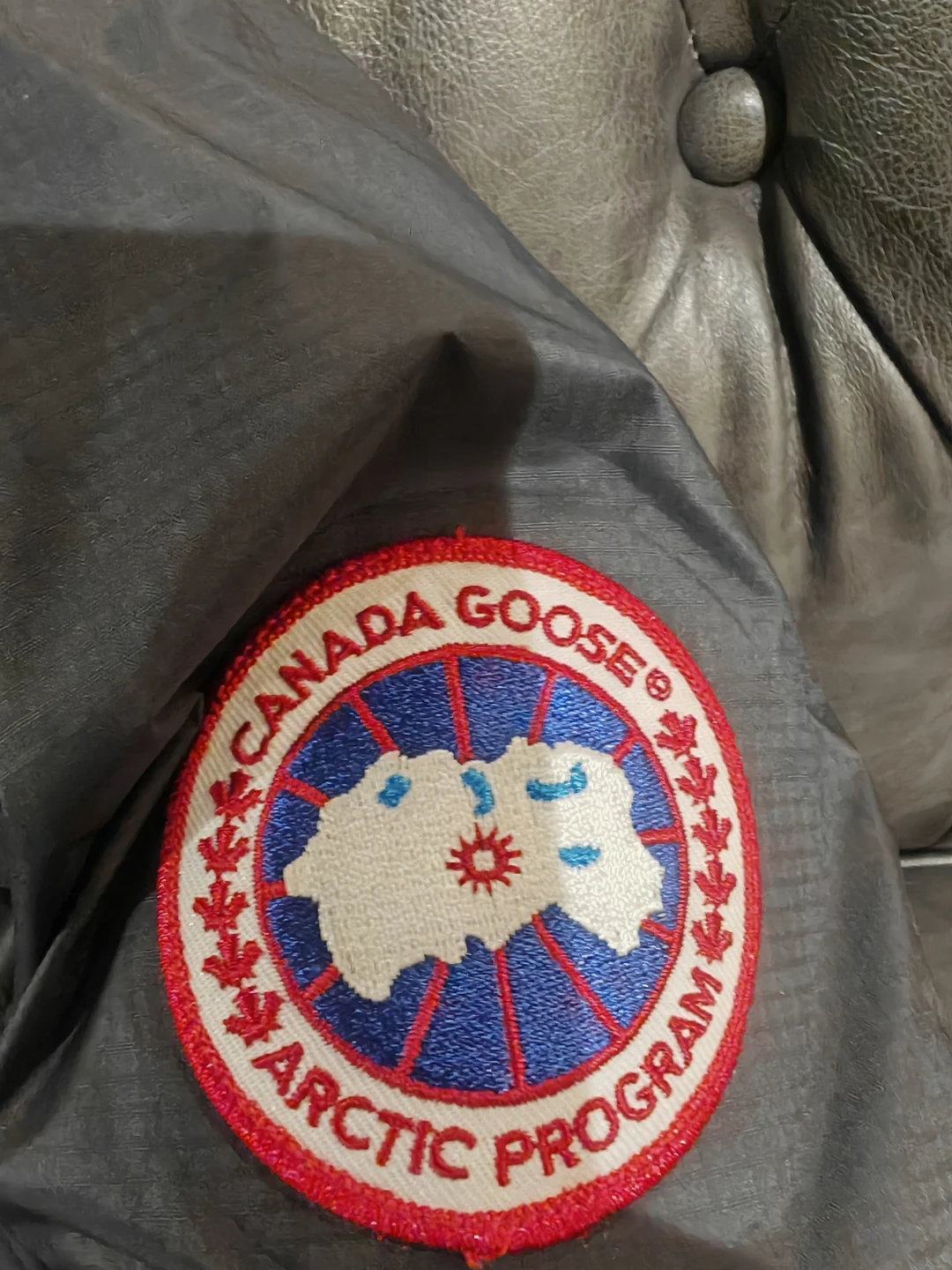 Canada Goose Mountaineer Down Parka Men XL Black - photo 5