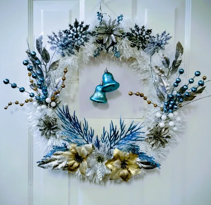 Festive Winter Wreath - Blue & Silver