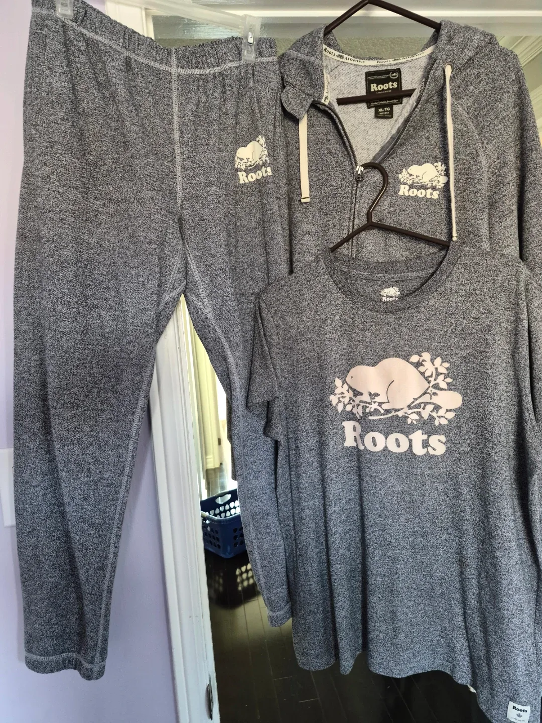 Roots Set: Ladies XL Hoodie, & Tee Pants Large image indicator(2)