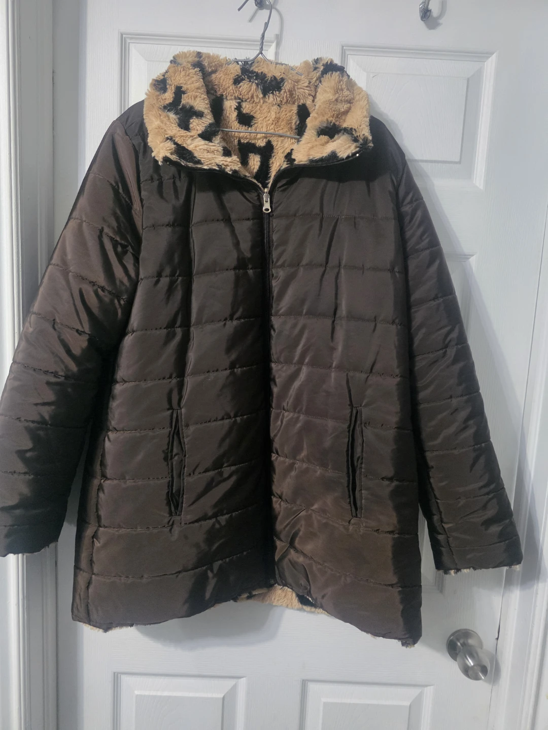 Brown Puffer Jacket with Leopard Print Lining - photo 2