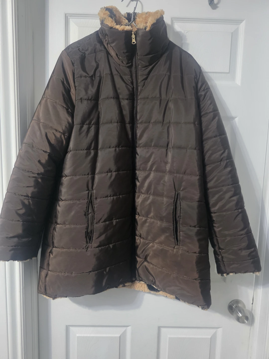 Brown Puffer Jacket with Leopard Print Lining - photo 3