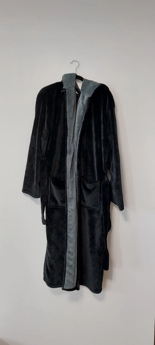 Black & Grey Hooded Bathrobe