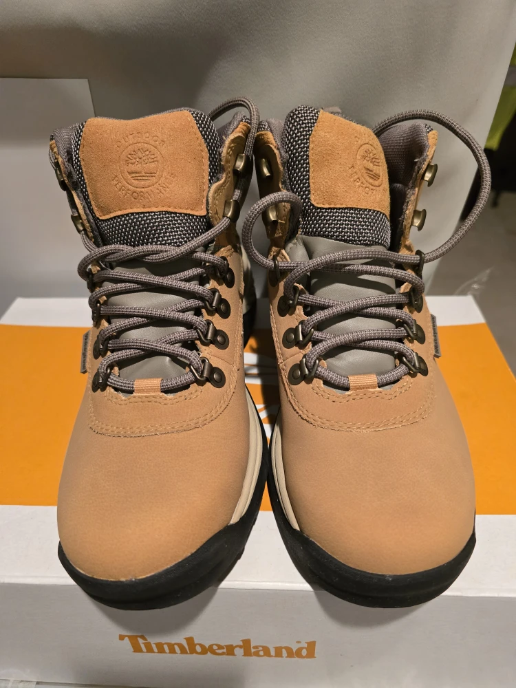 Timberland White Ledge Women’s Waterproof Hiking Boots - photo 3