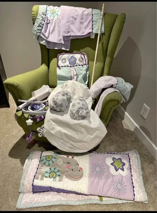 Lambs & Ivy Animal Friends Crib Bedding Set #Cleanout image indicator(2)