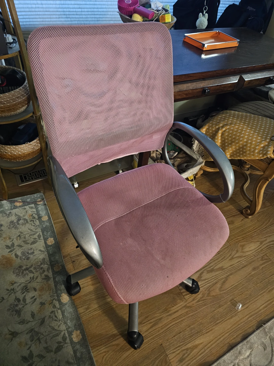 Pink Mesh Office Chair