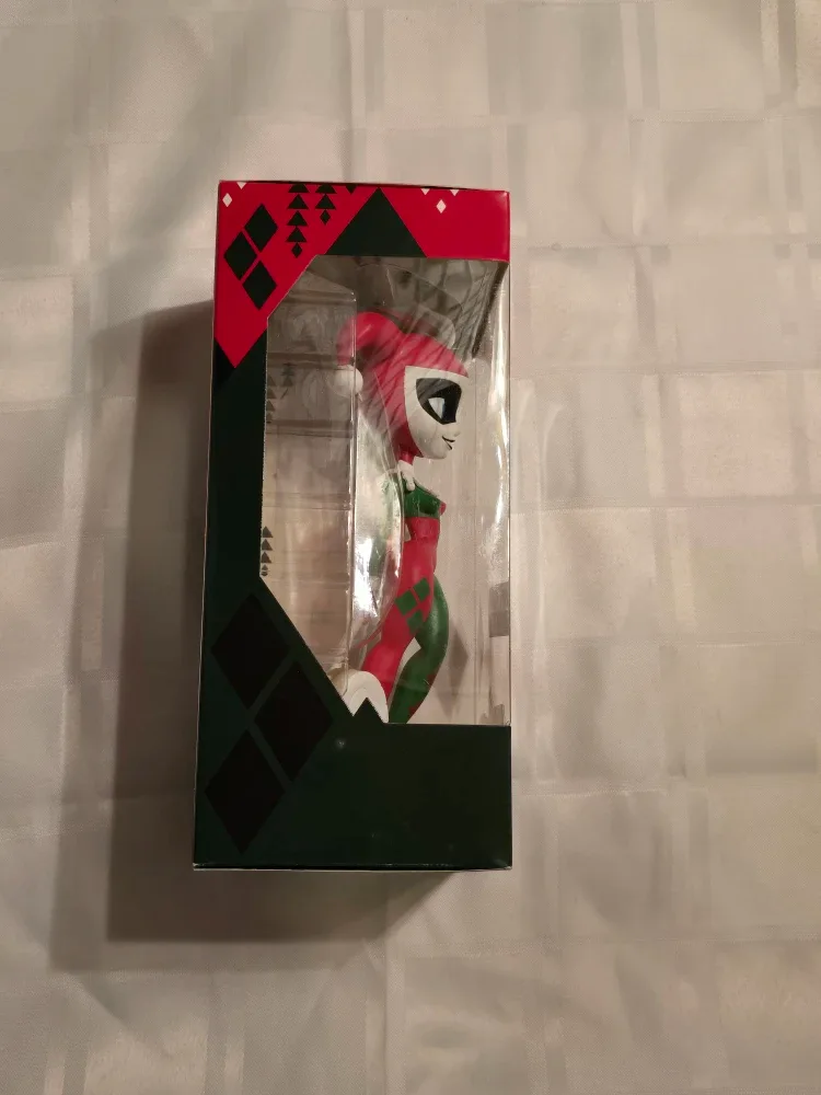 Harley Quinn Holiday 2018 Vinyl Figure image indicator(2)