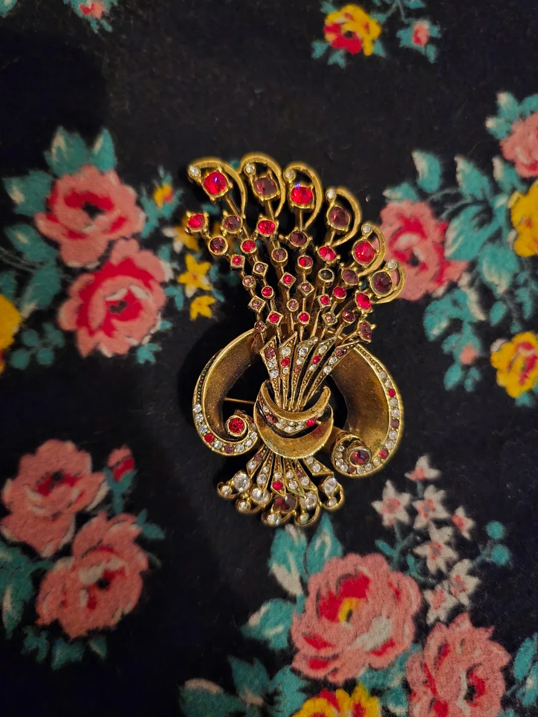 Vintage Large Rhinestone Gold-Tone Floral Brooch Bouquet