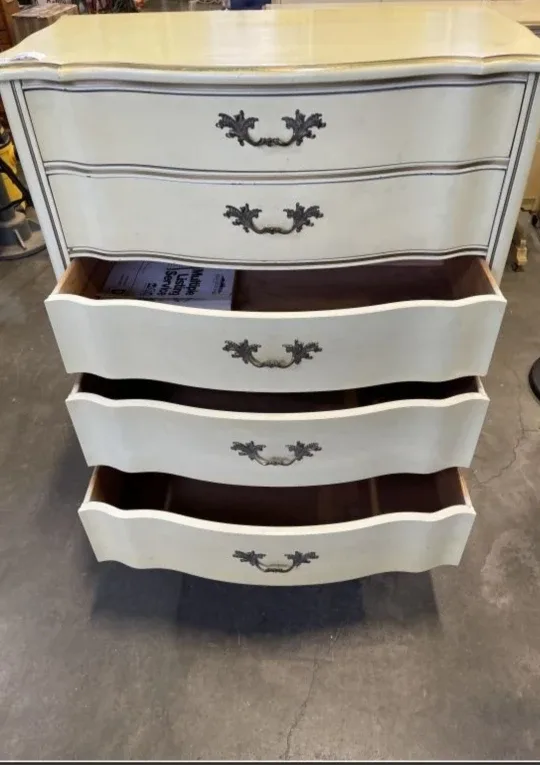 VINTAGE 5 DRAWER HIGHBOY DRESSER image indicator(2)