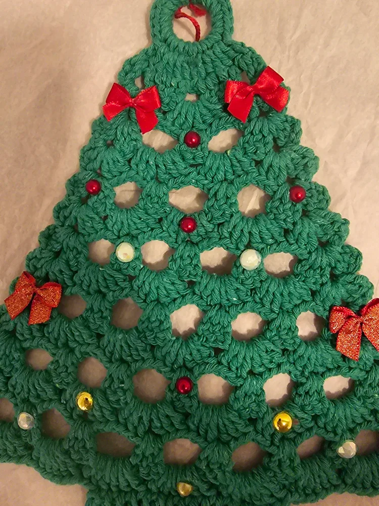 Open to offers: Crocheted Christmas Tree Decoration. #Cleanout image indicator(4)