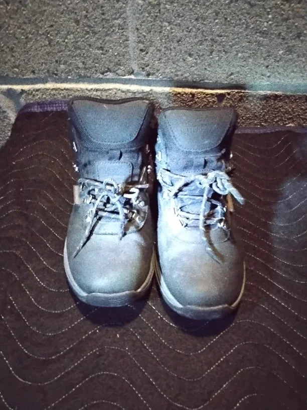 Skechers/Goodyear WATERPROOF Boots - 8.5 US MEN'S/10 US WOMEN'S image indicator(7)