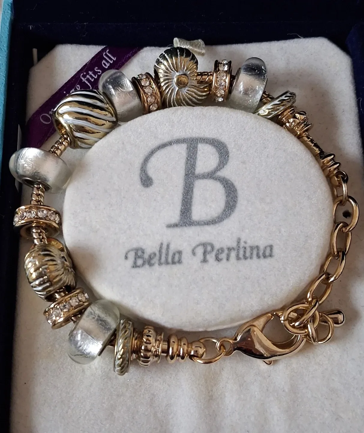 Bella Perlina Necklace & Bracelet Set image indicator(3)