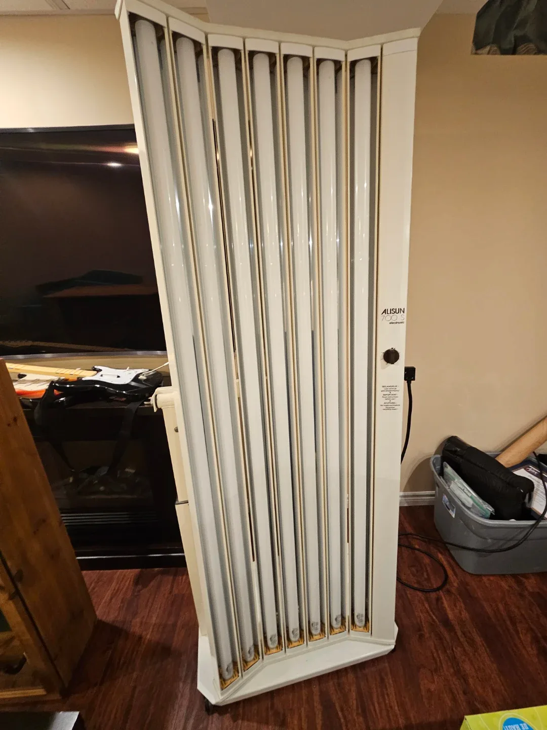 Alisun 700 S Electronic Tanning Bed