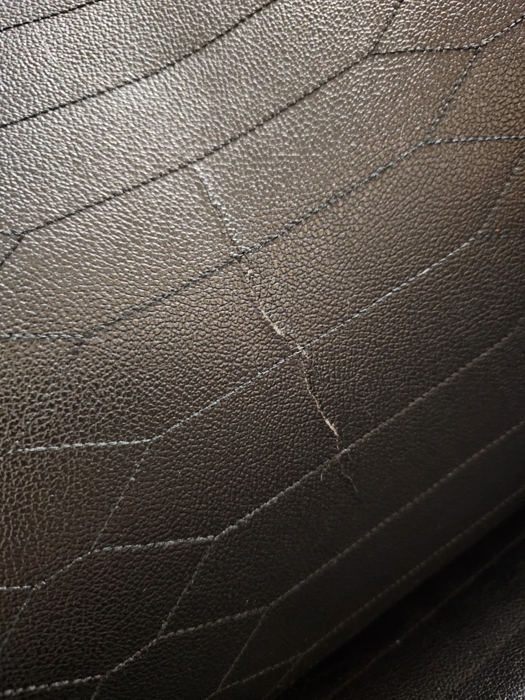 Razer Gaming Chair - Well Used - photo 4