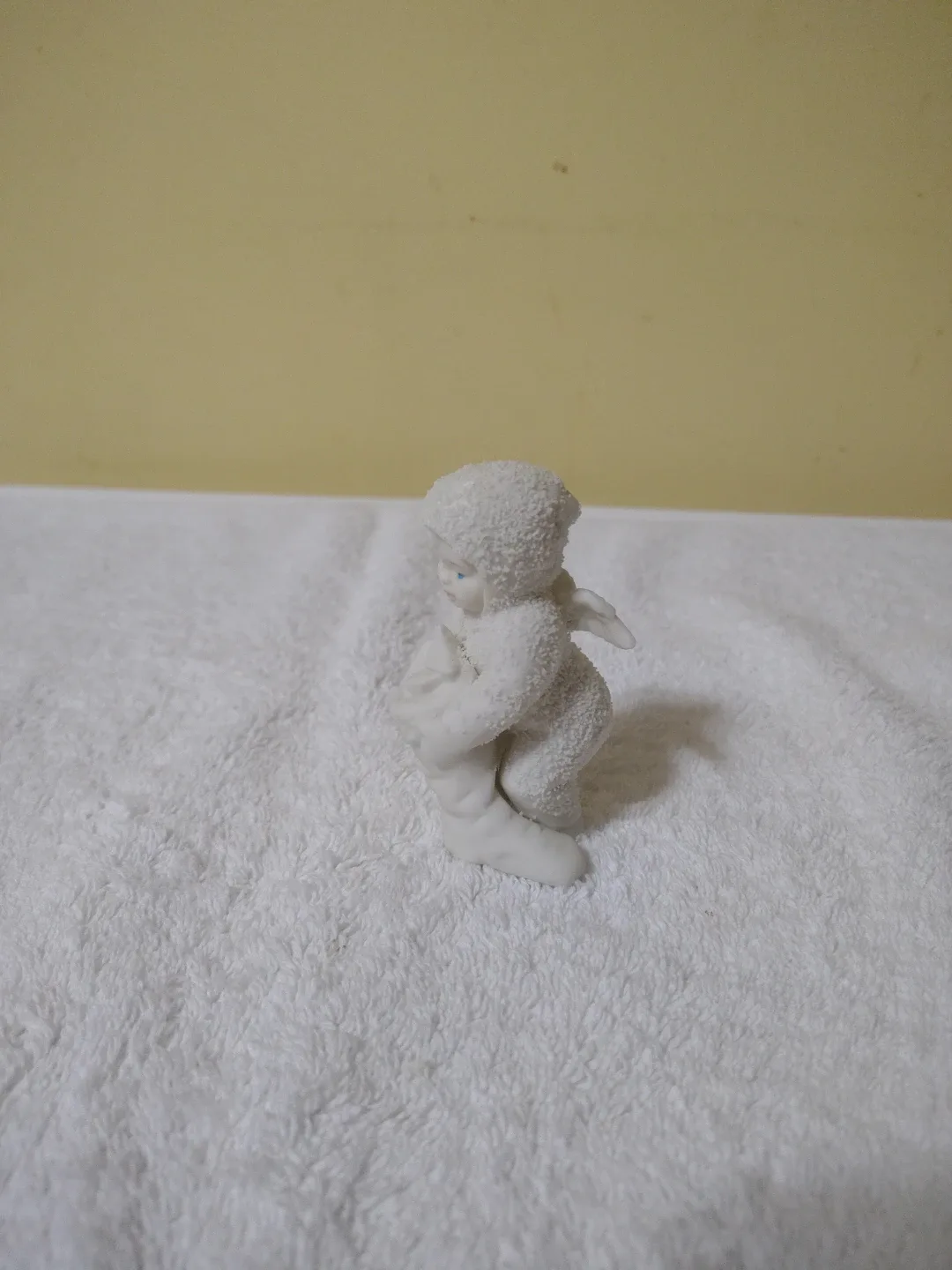 Snowbabies Figurine image indicator(2)