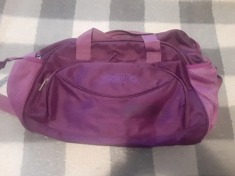 TOTTO Purple Duffle Bag