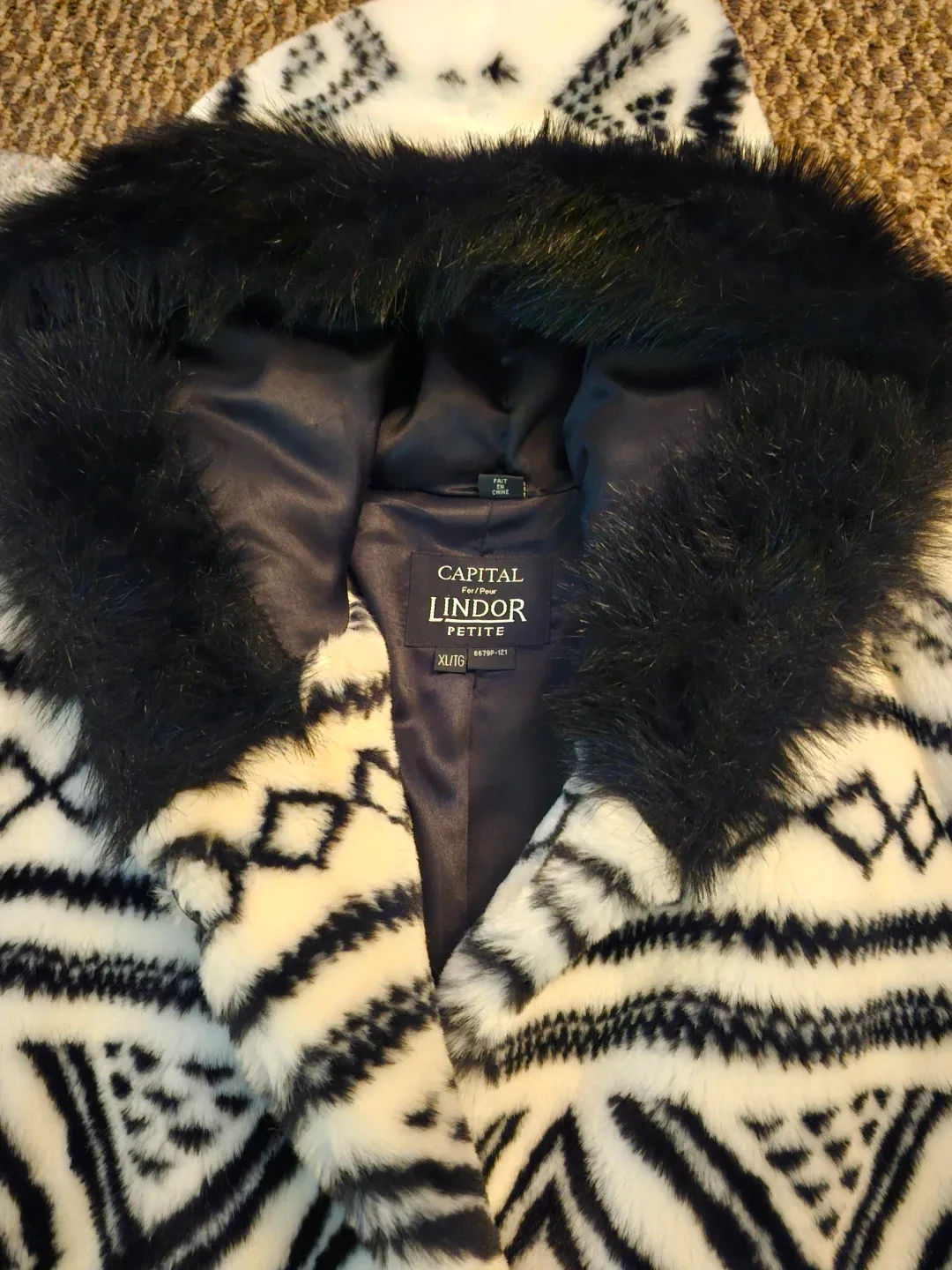 Capital LINDOR Petite XL/TG Faux Fur Coat