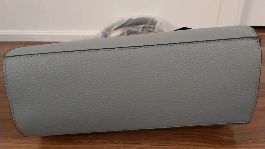 #Cleanout  Bundle: Three satchel bags image indicator(6)