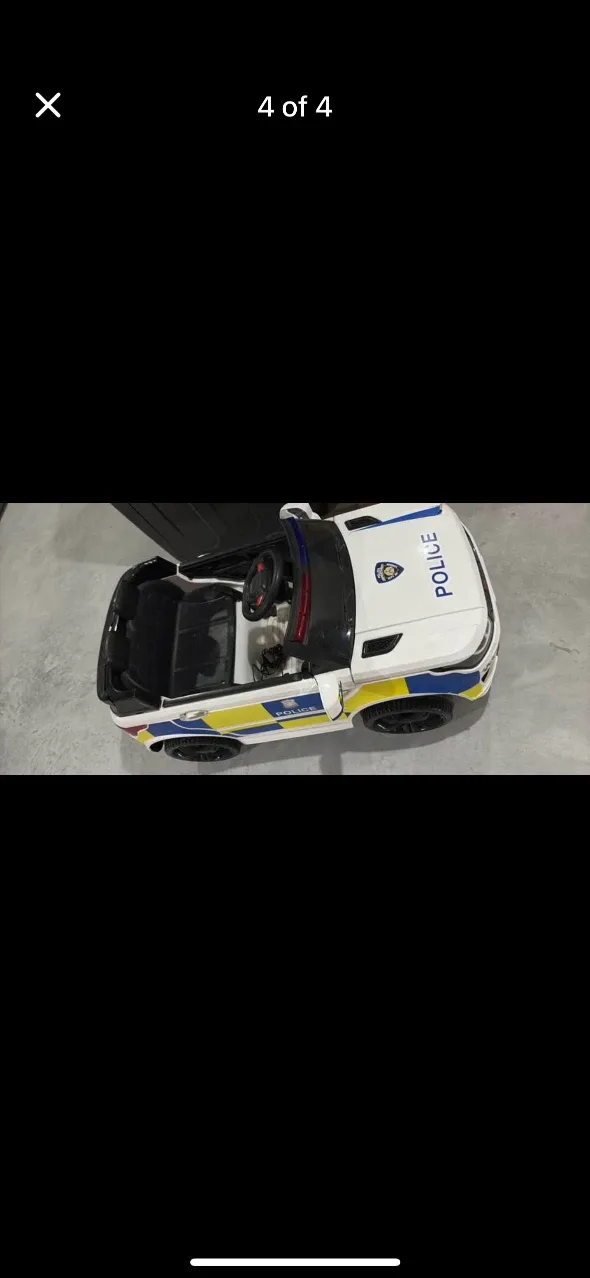 I DRIVE JUNIOR Police Ride-On Car image indicator(3)