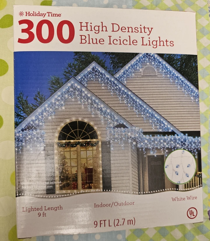 Holiday Time Blue Icicle Lights - 9 ft