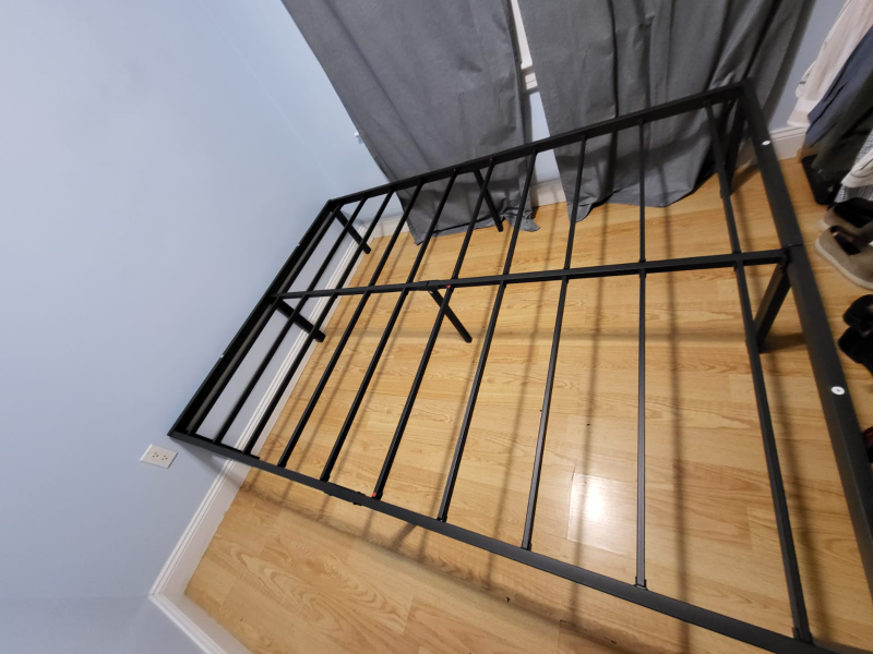 Metal Queen Size Bed Frame - Black - photo 3