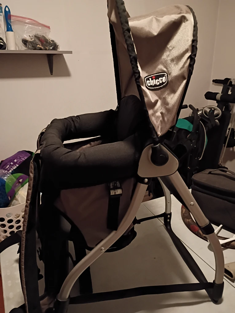 Chicco Backpack Carrier - photo 2