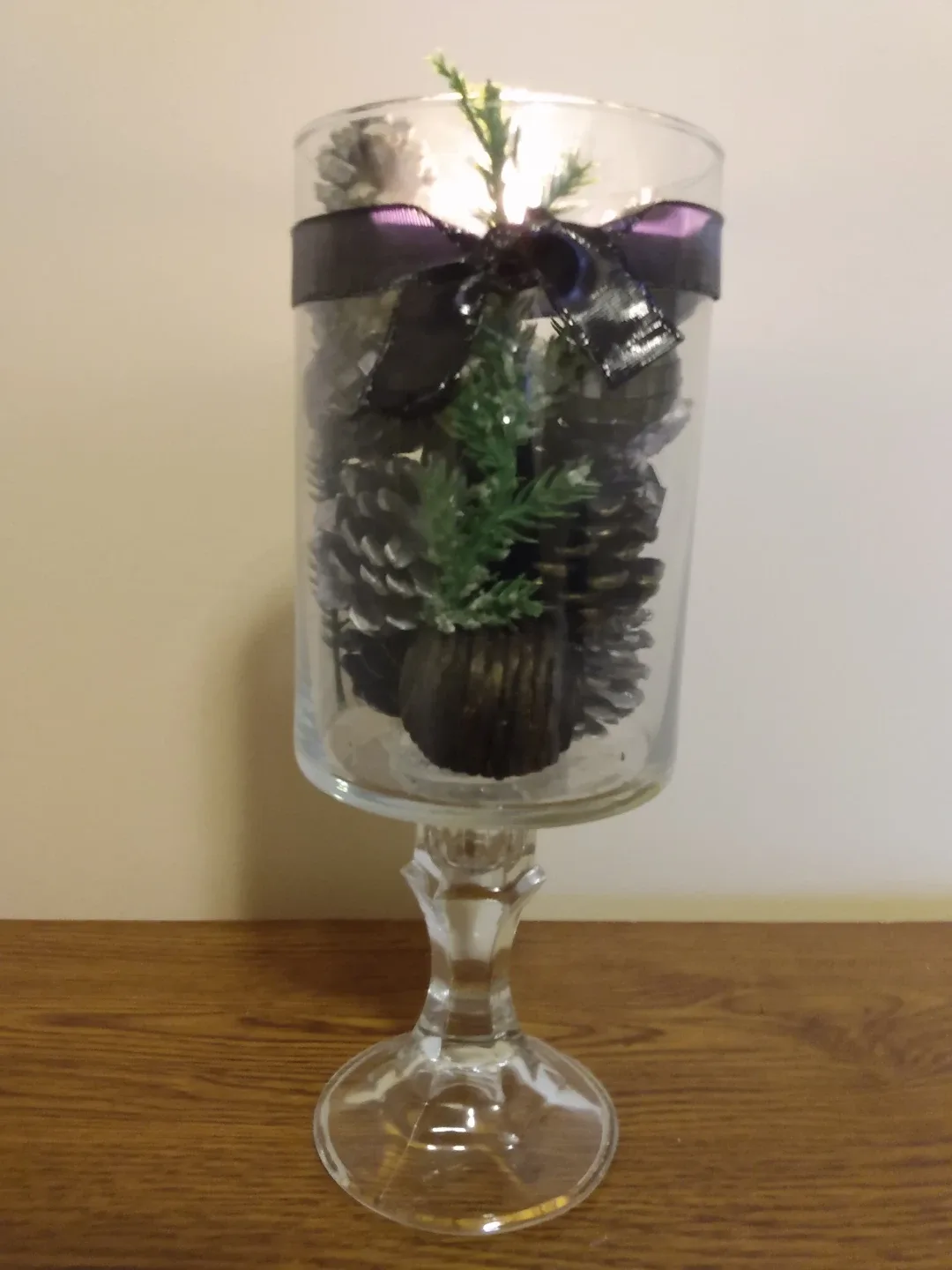 Pine Cone Filled Glass Pedestal Vase image indicator(2)
